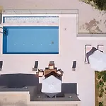 Villa Mini Tsaros *